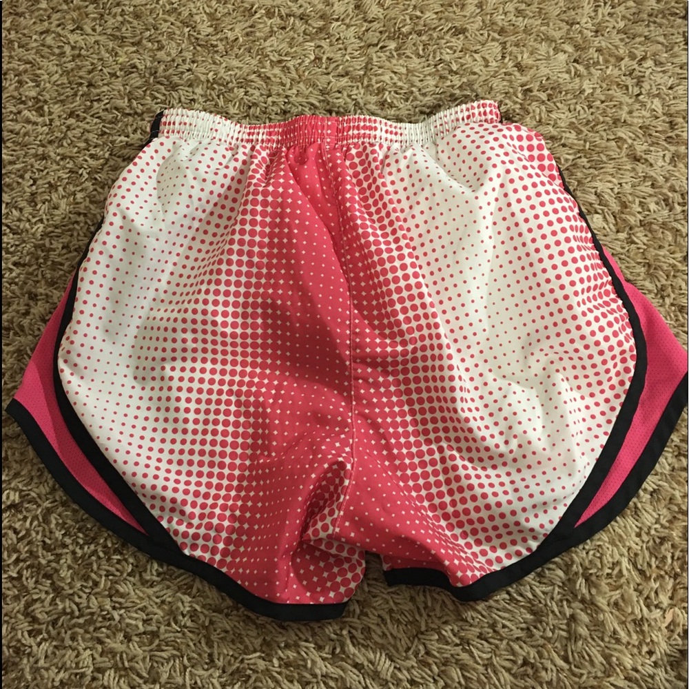 Shorts - Picture 3 of 3